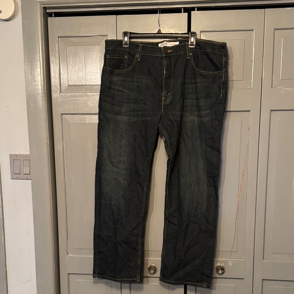 Levi's Men's Deep Indigo Relaxed Jeans